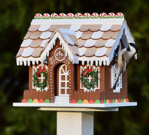 Date Night Christmas Crafts for Girls Night - DIY Gingerbread House