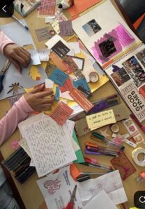 artsy and creative crafty ideas for easy crafts to do when your bored and want to be productive and creative but are really tired